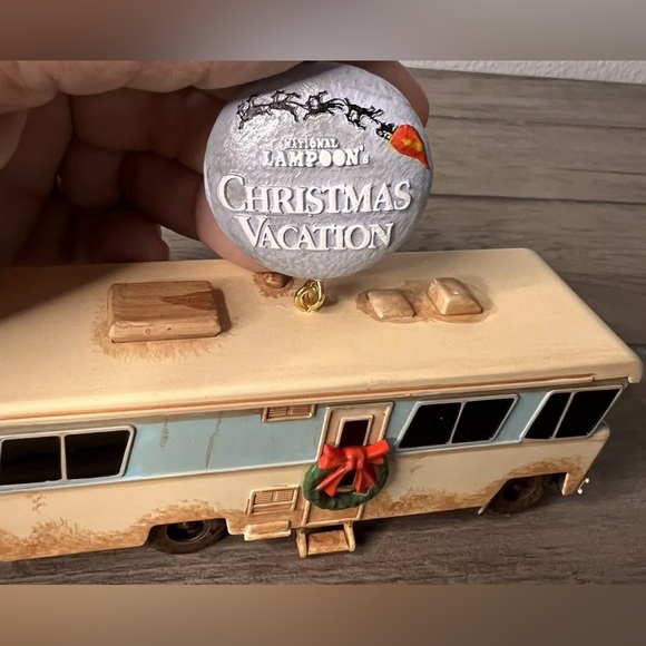 Hallmark NEW 2009 Cousin Eddies RV Ornament National Lampoons Christmas Vacation - Picture 8 of 10
